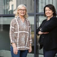 As.oy Myötätuulen hallituksen puheenjohtaja Johanna Backman ja isännöitsijä Anita Kauppinen